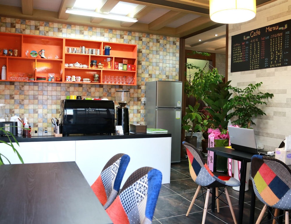 Pension Cafe Yoon & Park 14/74