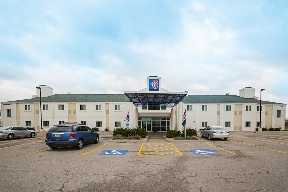 Park Inn by Radisson, Grand Island I-80 37/48