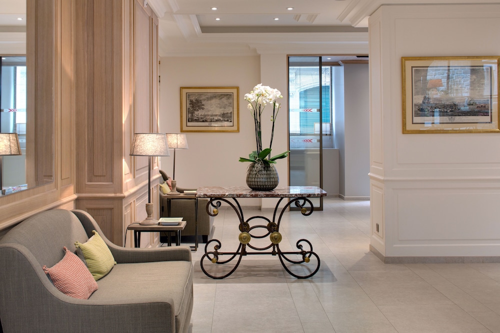 Hotel Le Littre 43/57