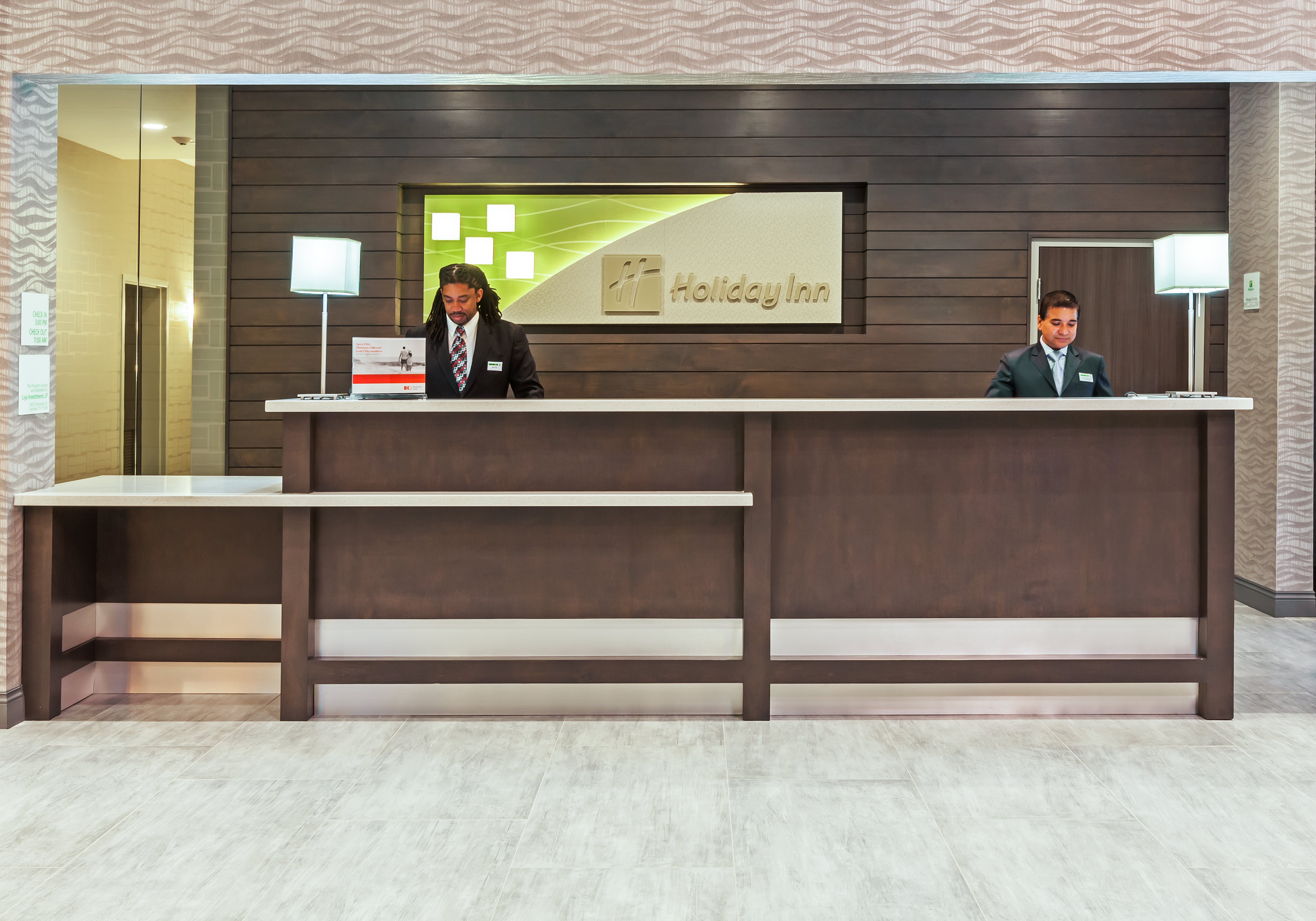 HOLIDAY INN HOUSTON NE - BUSH AIRPORT AREA 11/64