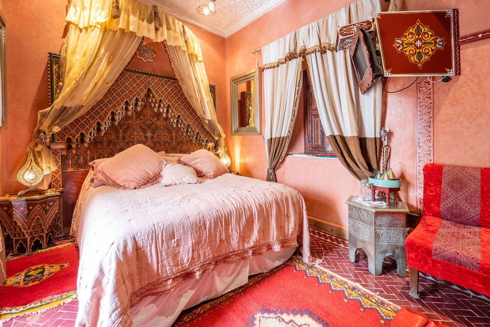 Riad Hikaya 10/50