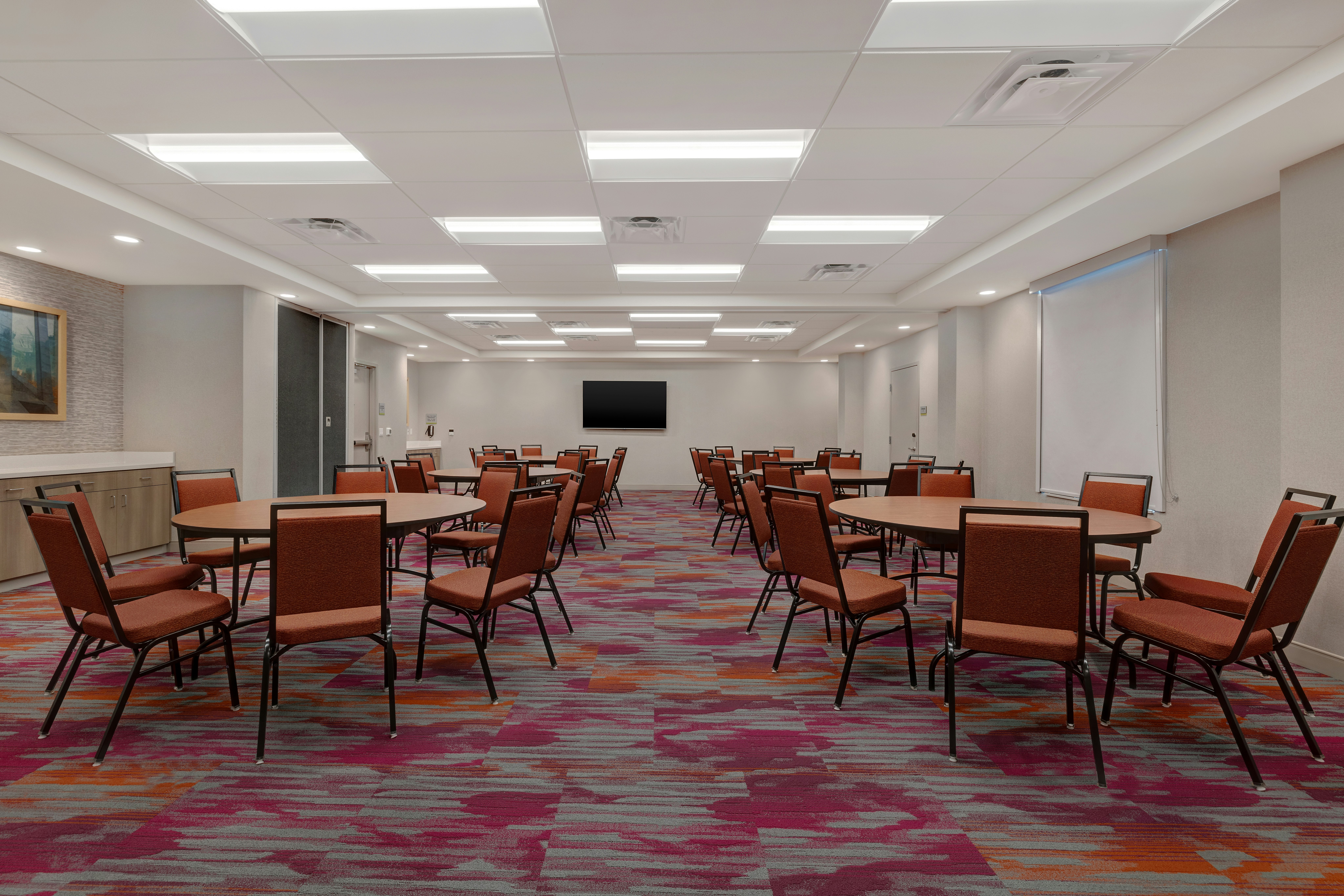 Home2 Suites by Hilton Las Vegas I-215 Curve 33/35