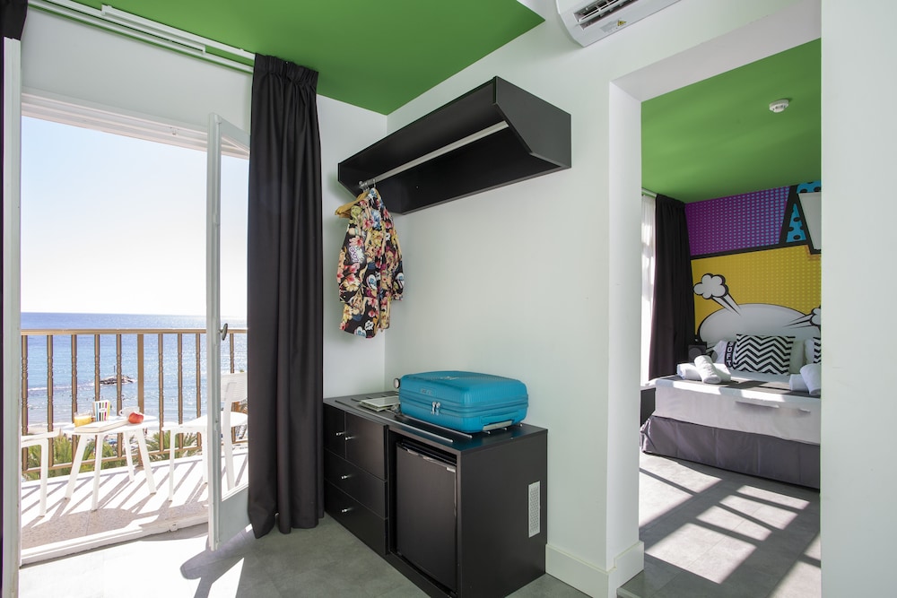 Hotel Casual Pop Art Benidorm 74/80