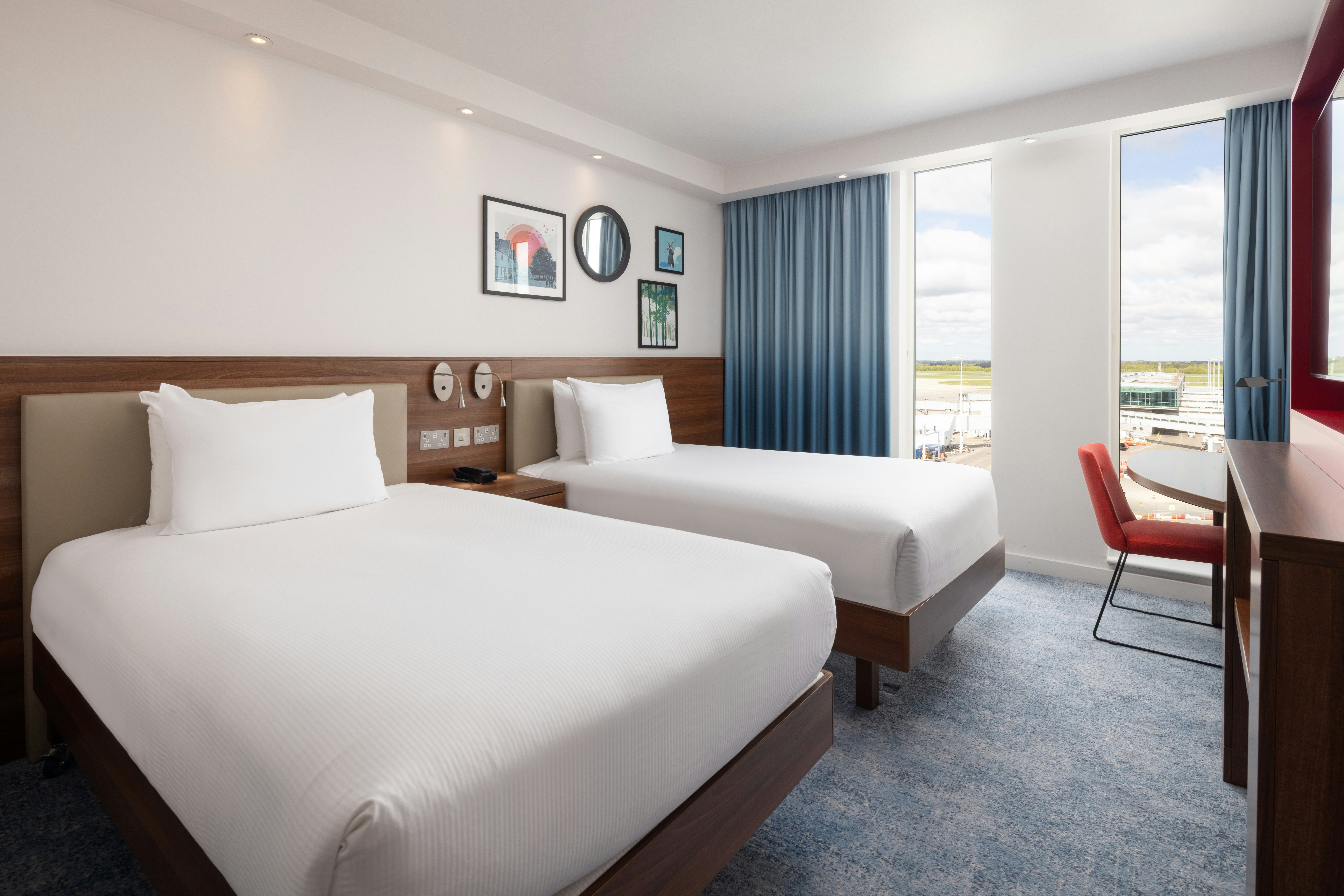 Room, Twin Beds, Runway View