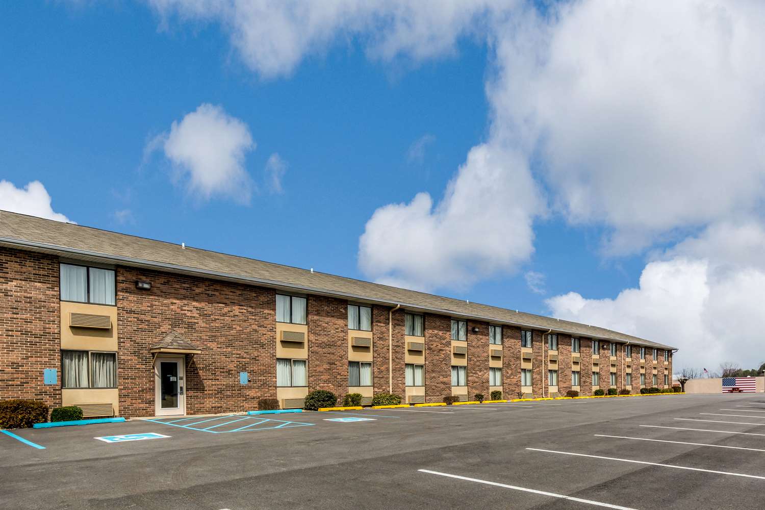 Quality Inn I-74 Batesville 2/41