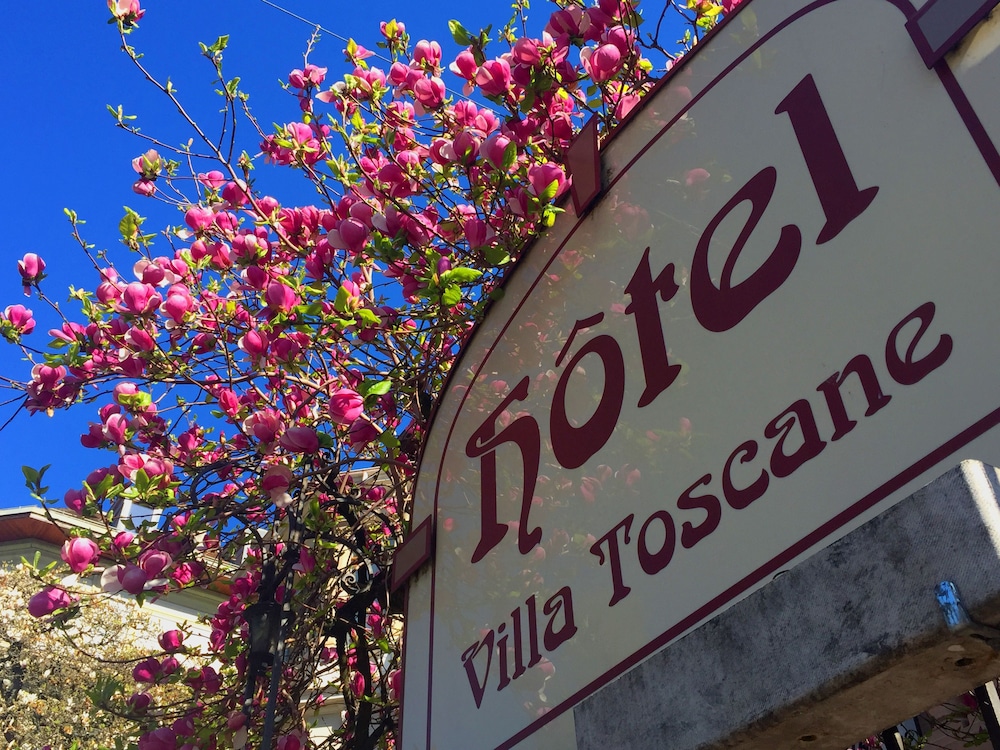 Villa Toscane Hotel 7/62