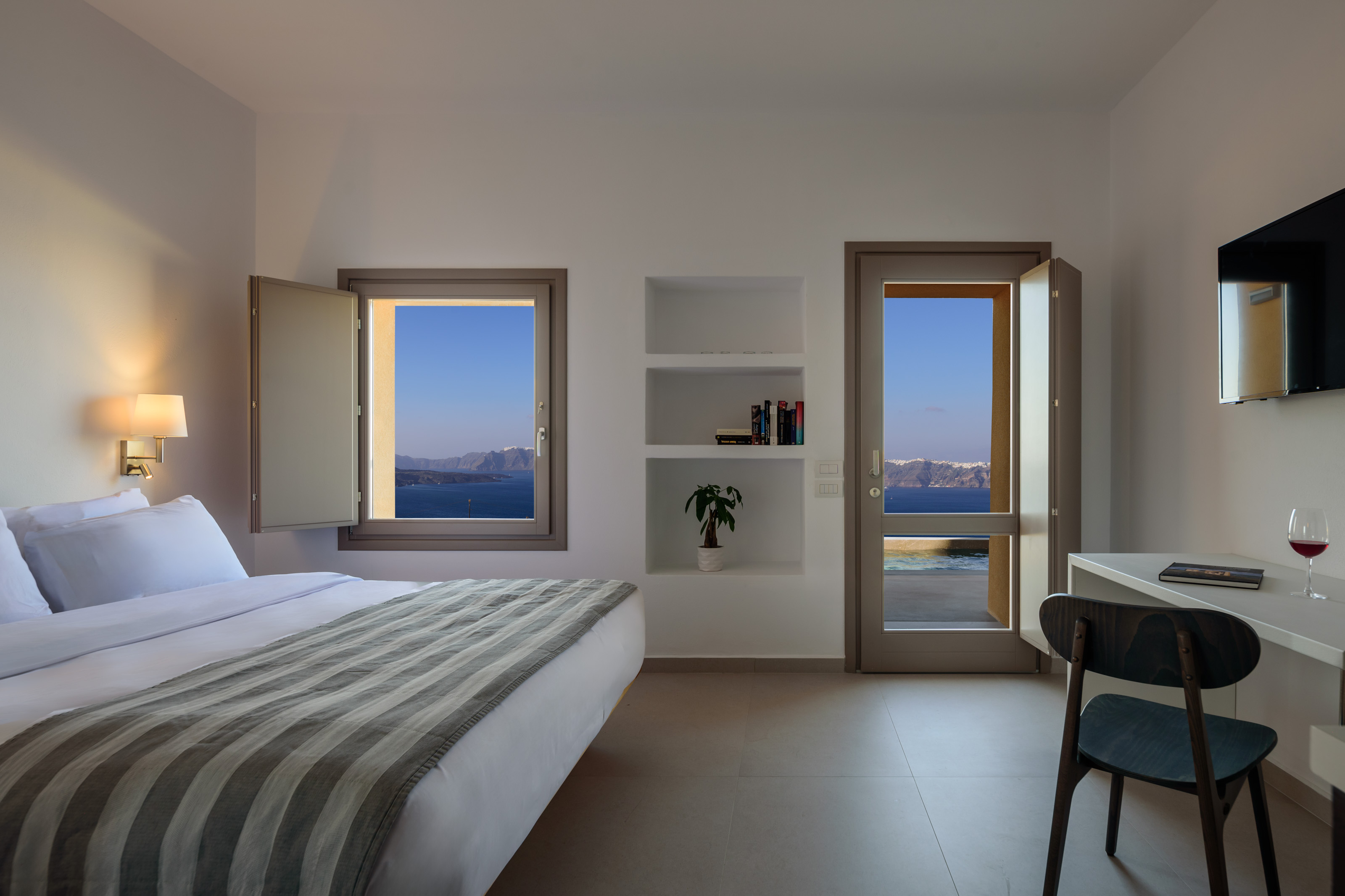 DOUBLE ROOM ELEGANT CALDERA VIEW (RA)
