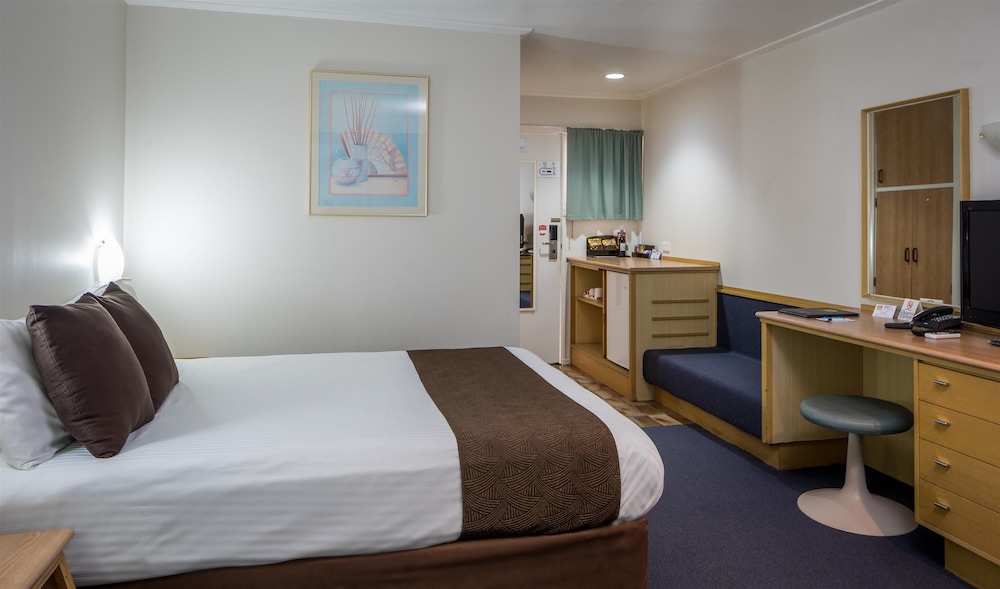 Hospitality Inn Geraldton SureStay Collection by Best Western 8/37