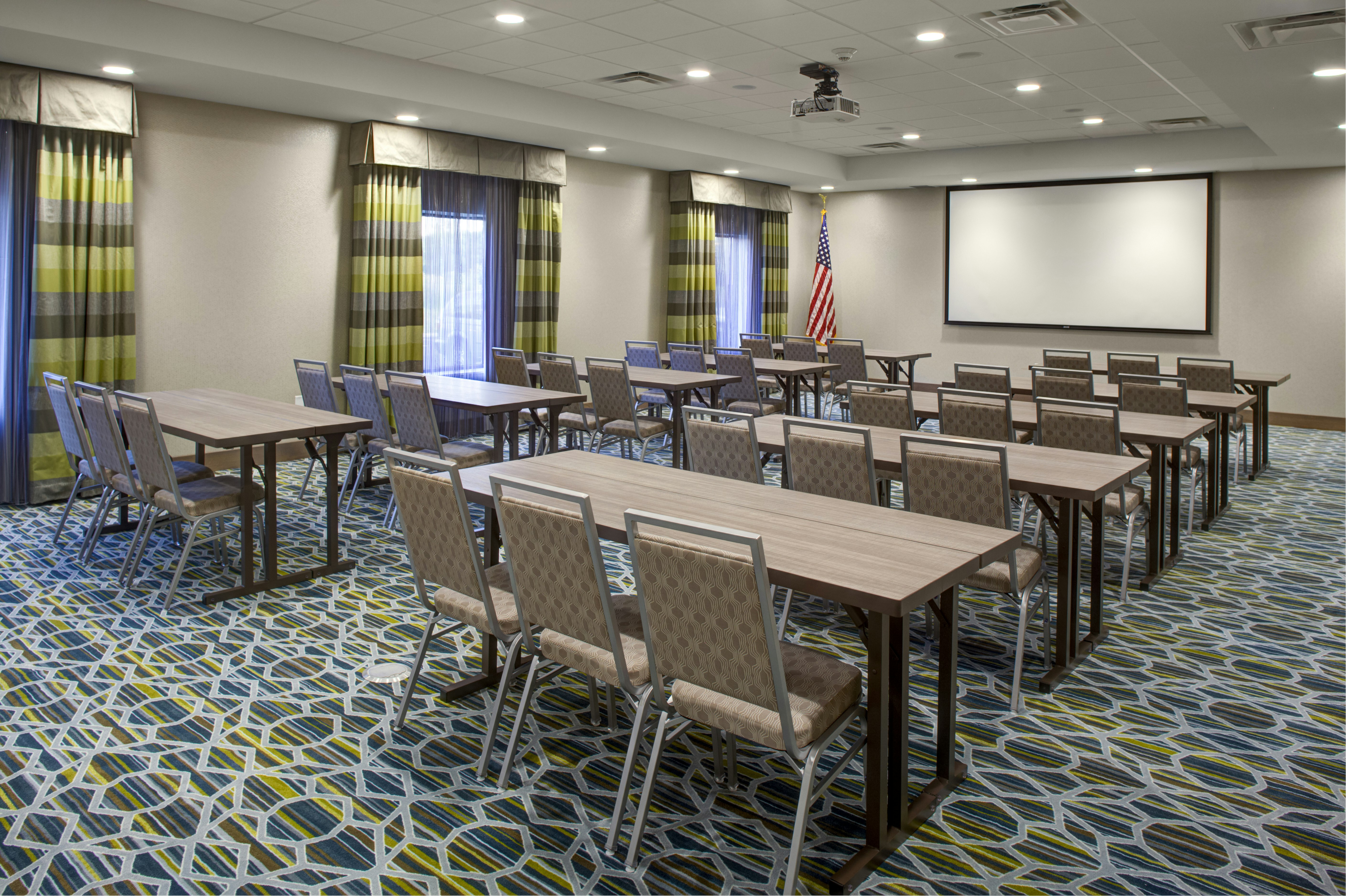 Hampton Inn Suites Syracuse North Airport Area 50/64