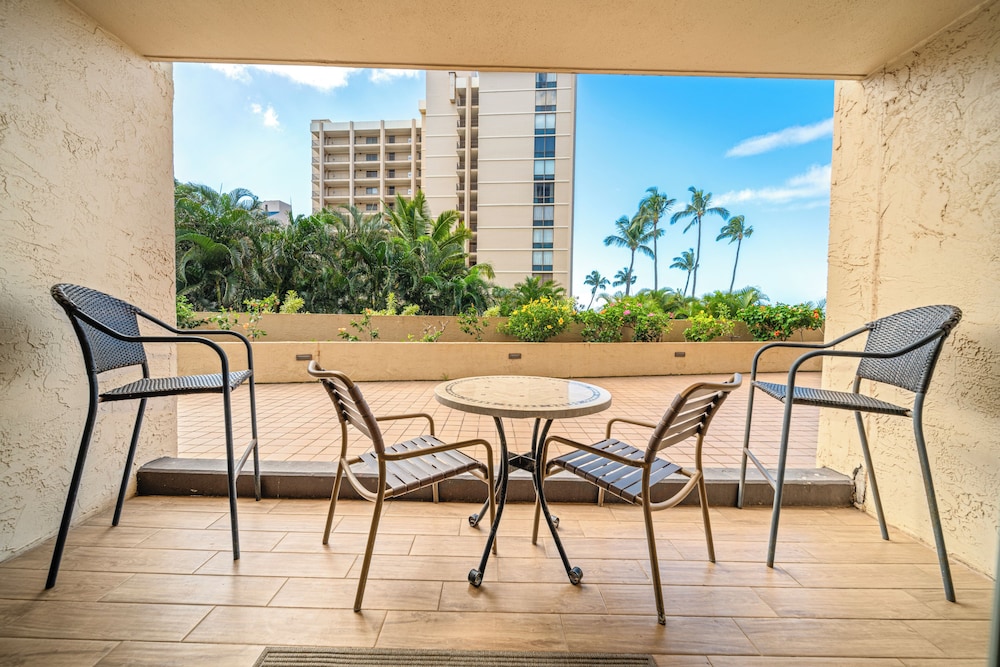 Royal Kahana Maui by OUTRIGGER 47/77