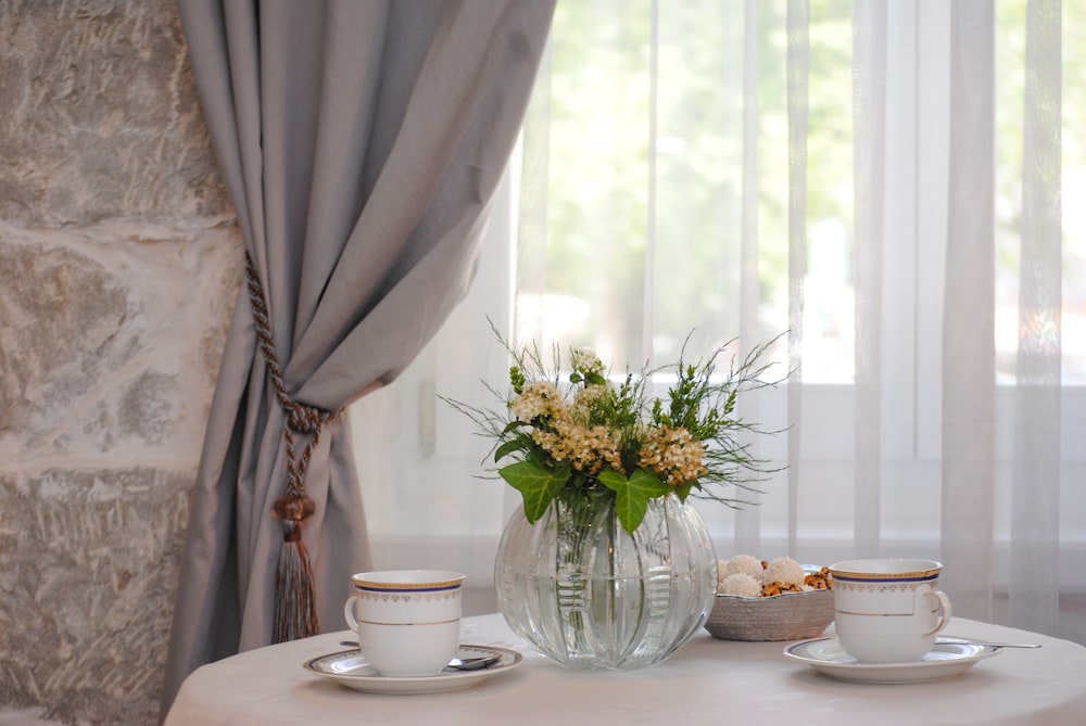LANTERNA ROOMS 5/50