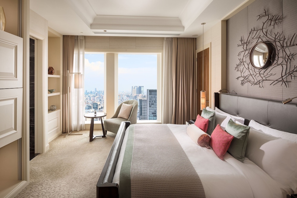 The St. Regis Osaka 45/65
