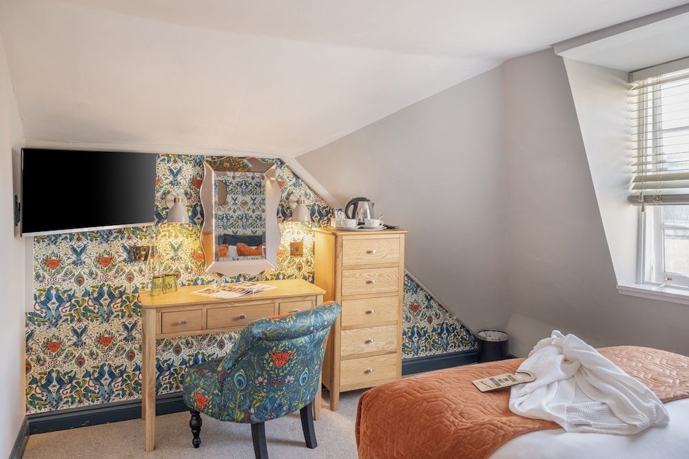 Harington's Hotel 46/50