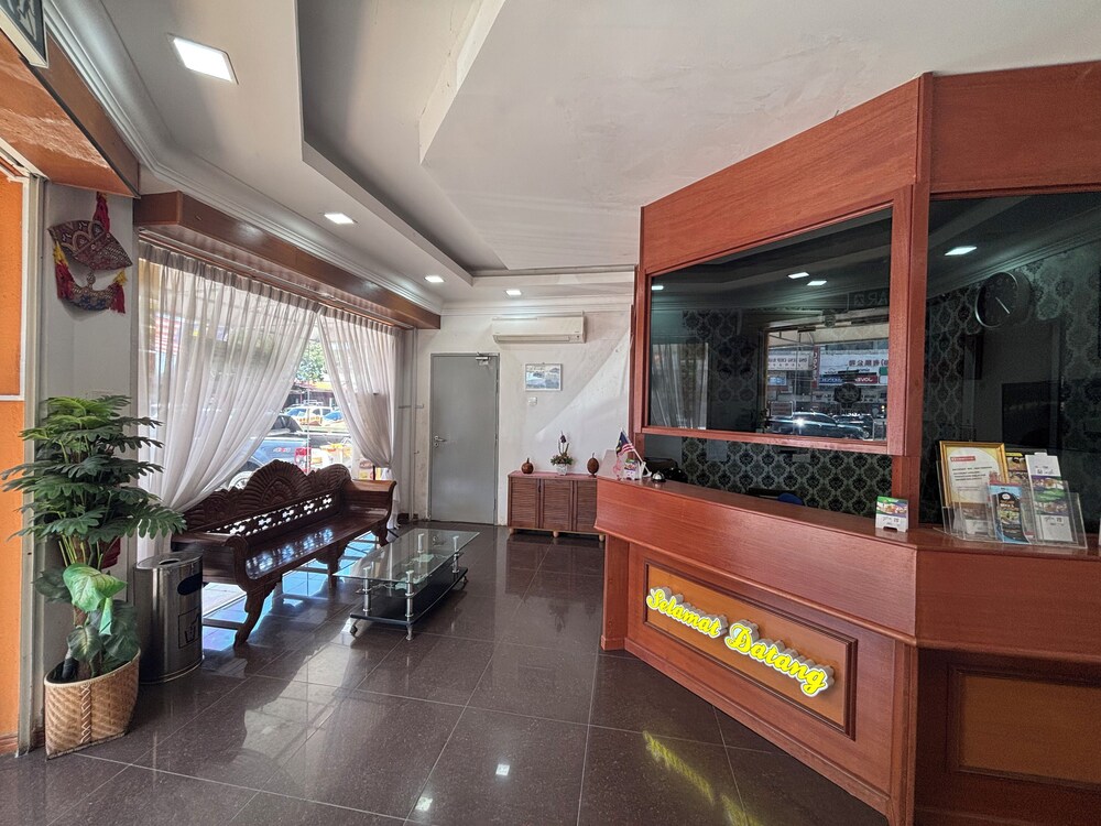 Lobby at Hotel O Peneka Inn, KOTA BHARU