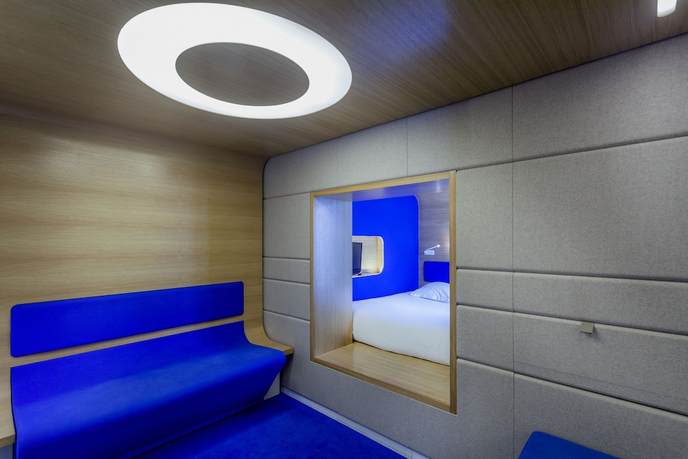Hotel Odyssey By Elegancia 38/55
