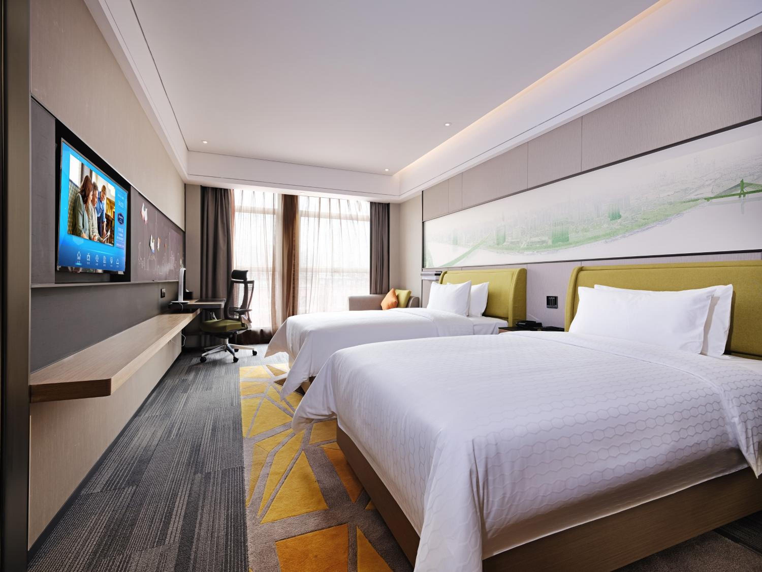 DELUXE, TWIN BEDS