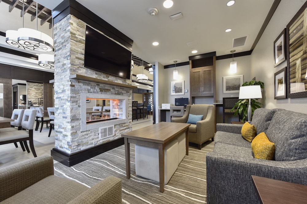 Staybridge Suites Waterloo - St. Jacobs Area 58/78
