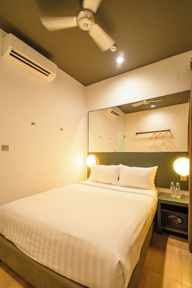 Tune Hotel Klia Aeropolis 27/52