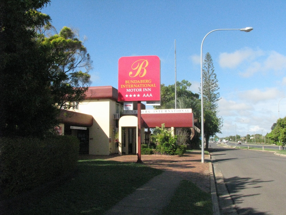 Country Comfort Bundaberg 71/74