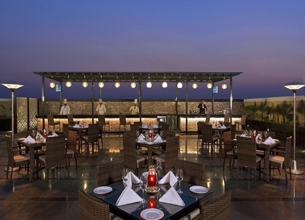 Grand Mercure Agra 31/50