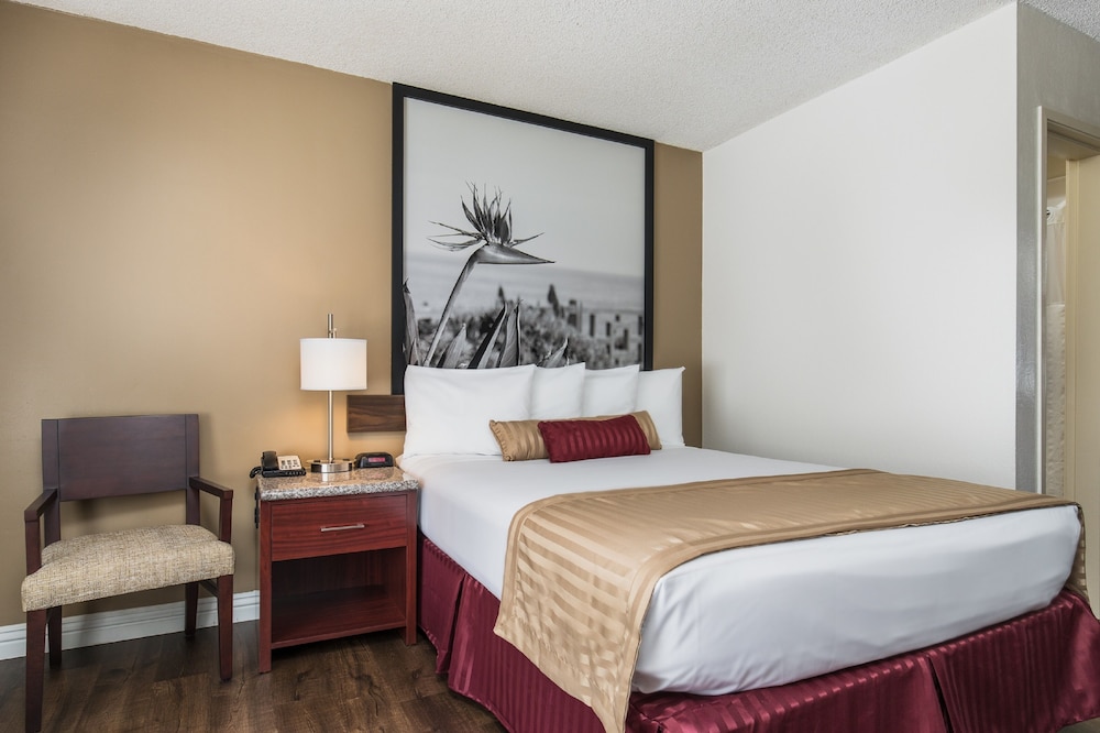 Kings Inn Anaheim 24/62