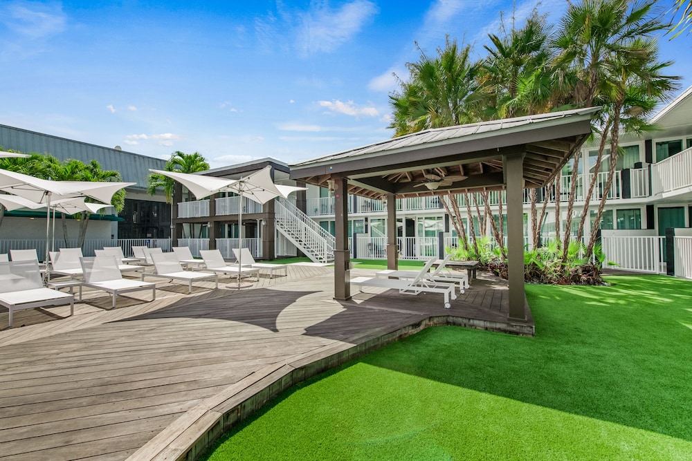 Casey Key Resorts - Mainland 57/68