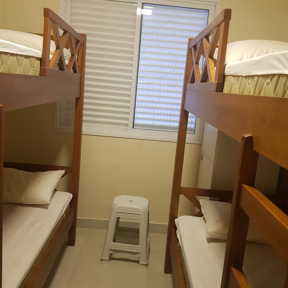 Tapera Hostel 30/50