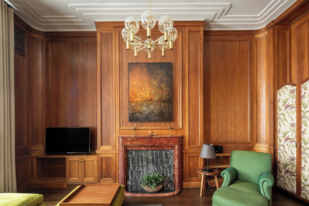 The Edinburgh Grand 39/50