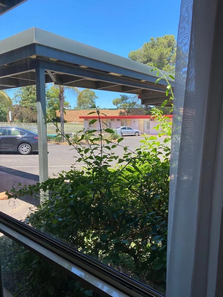 Apollo Motel Parkes 46/50