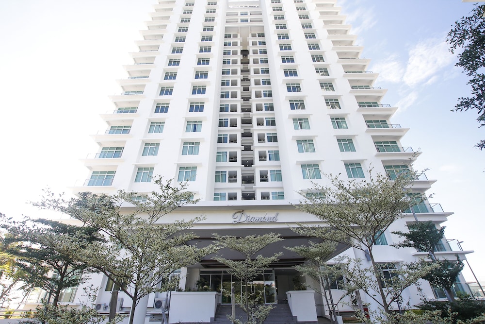 Imperial Suites Miri @ Diamond Tower — photo 3