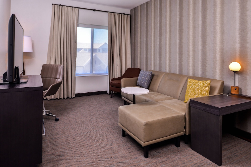Residence Inn By Marriott Charlotte Steele Creek 27/57