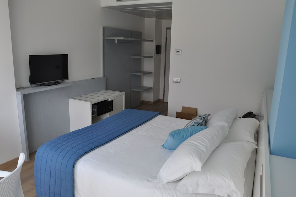 Hotel Vischi 17/50