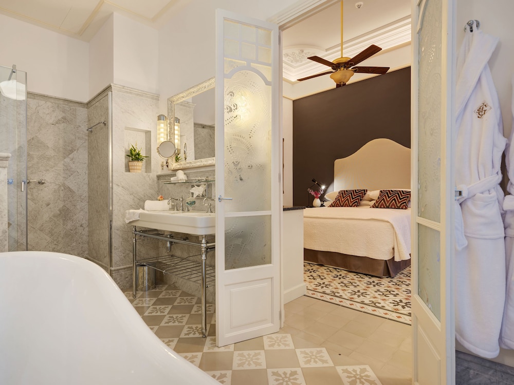 Hotel Gloria de Sant Jaume 12/71