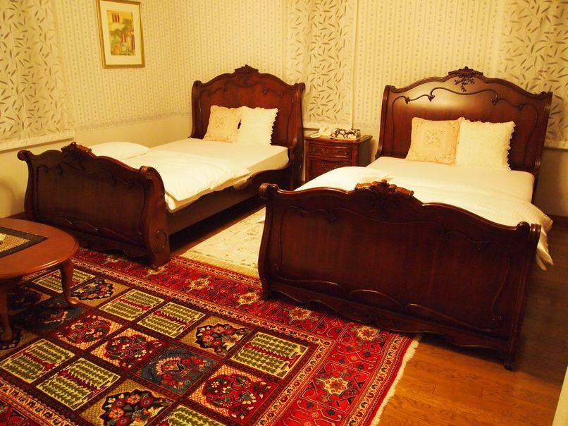 Standard, Twin Beds, Bathtub, Gallery Building