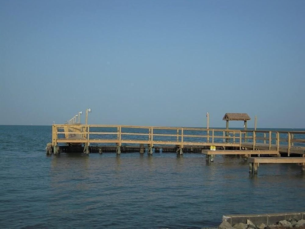 Bayfront Cottages 21/28