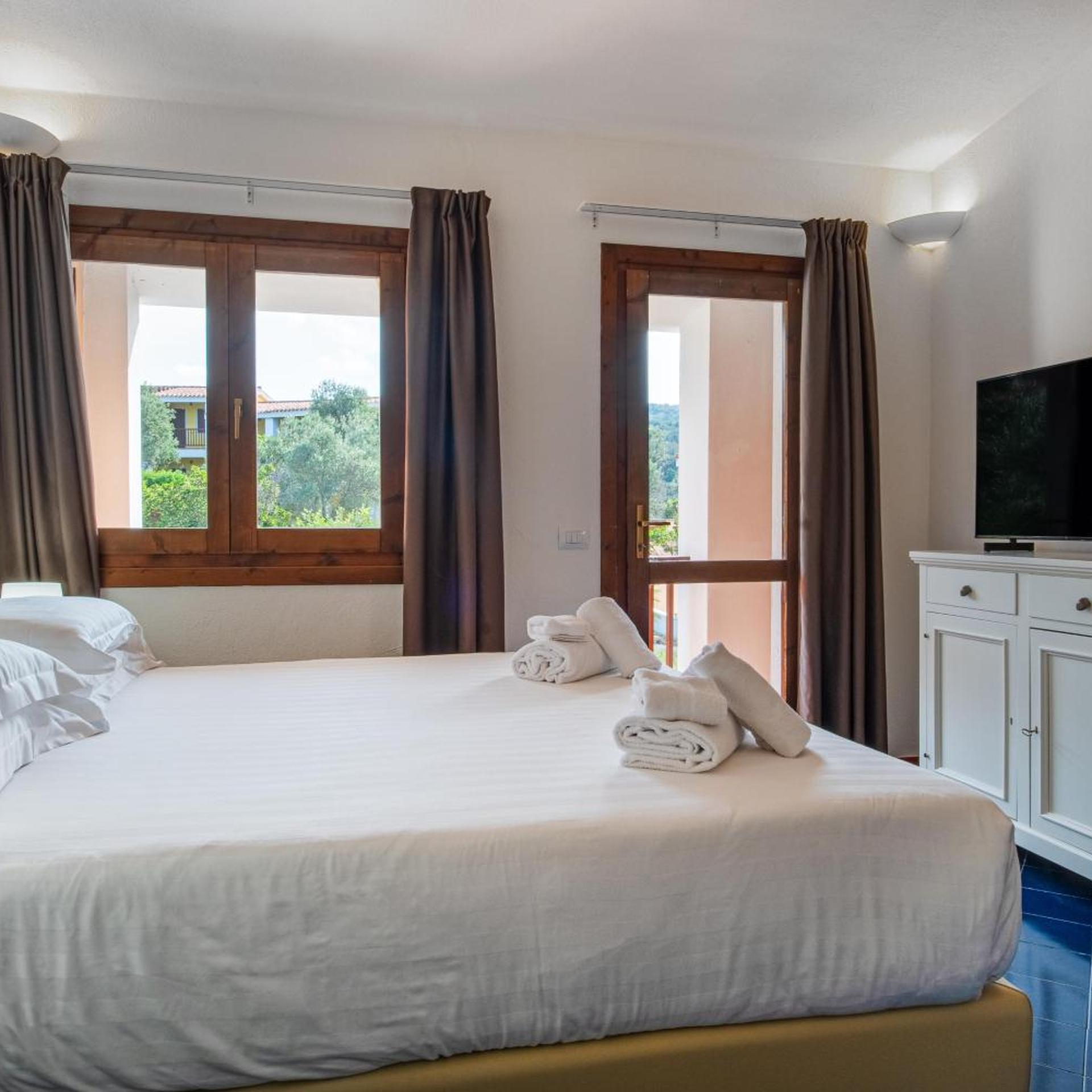 Ahr Costa Serena Village 13/50