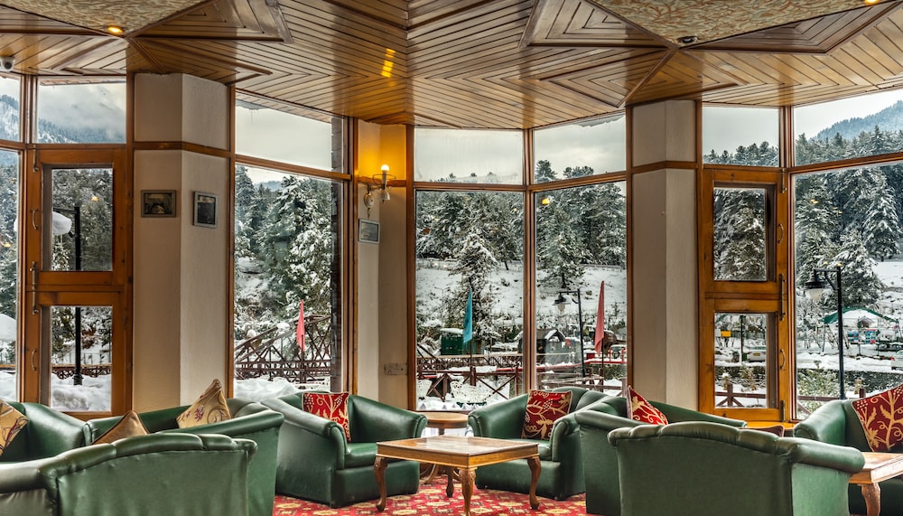 HEEVAN HOTEL 32/50
