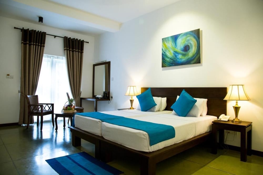 Coco Royal Beach Kalutara 4/25