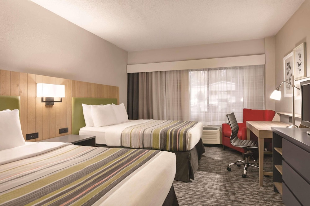 ROOM, 2 QUEEN BEDS, ACCESSIBLE