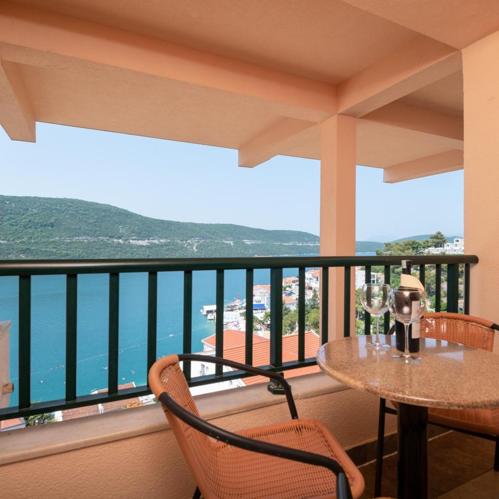 Hotel Adria 27/55