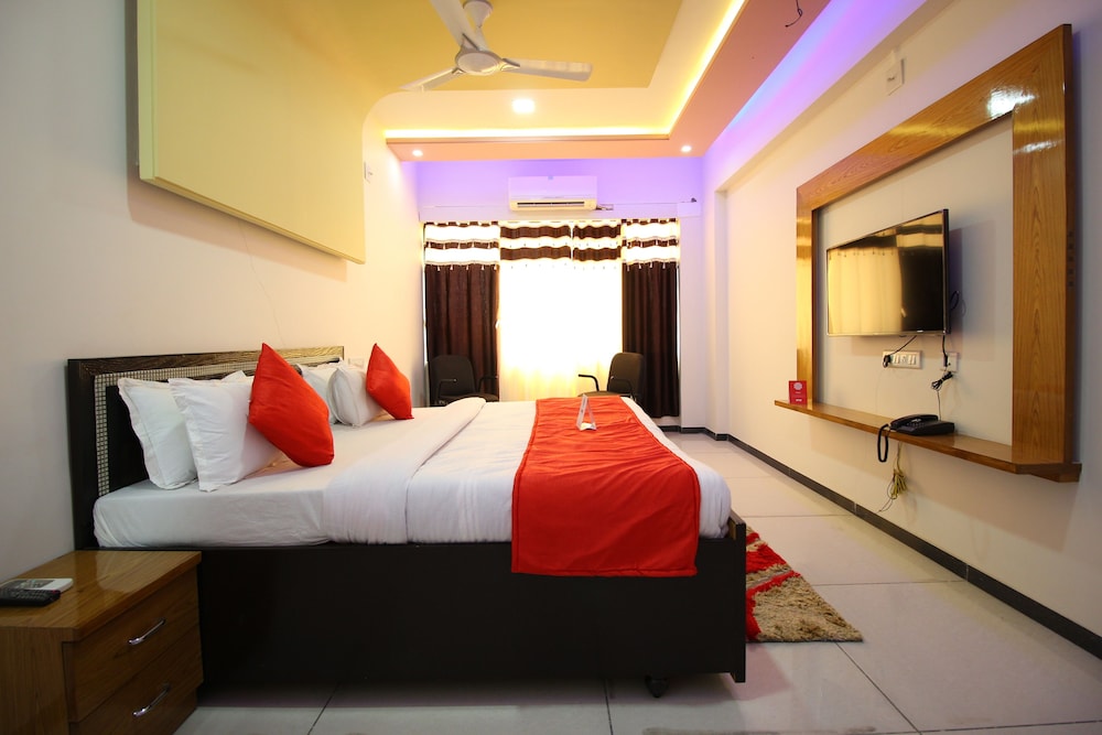 Oyo 5584 Hotel Siddharth Inn 7/23