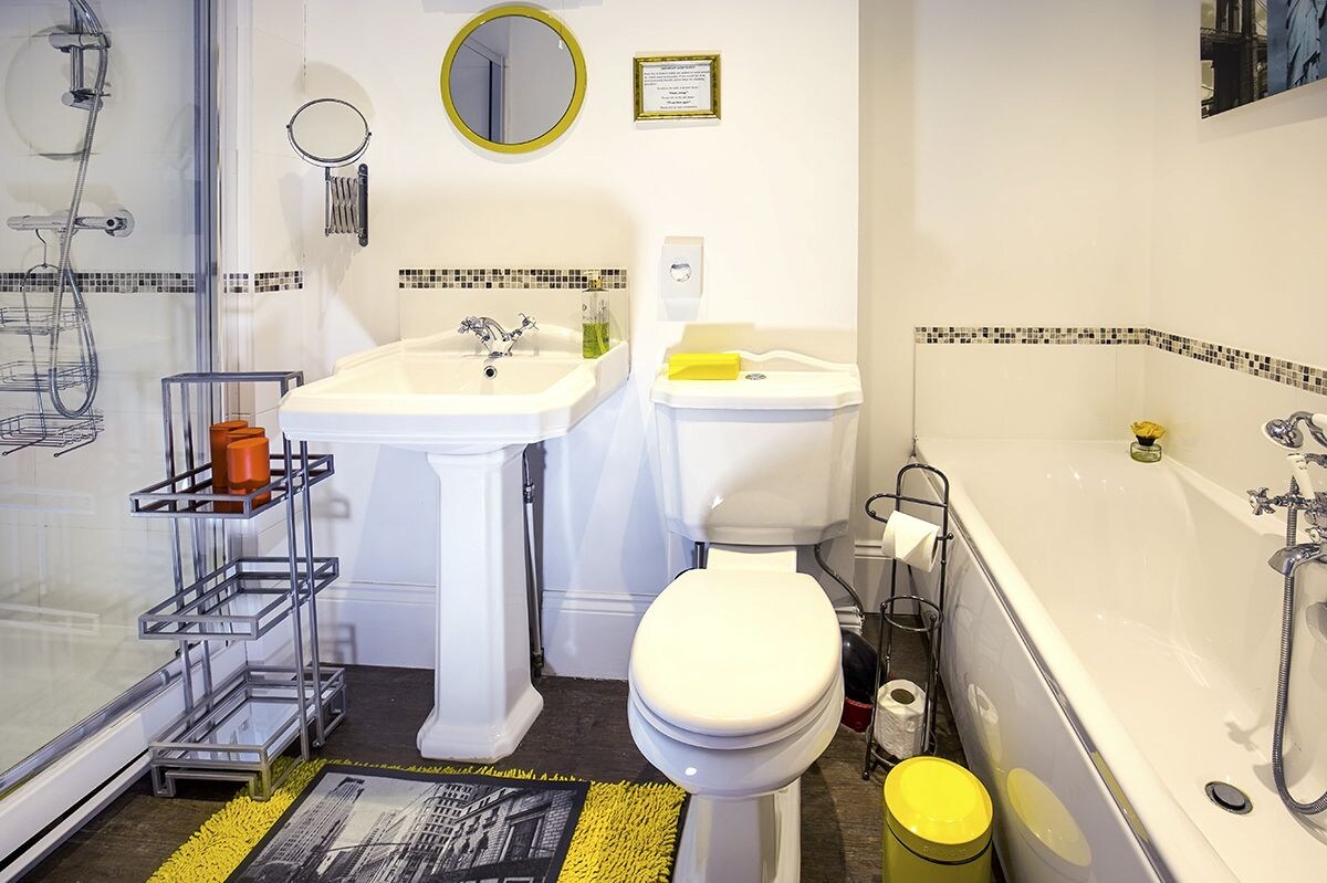 Executive, Triple, 3 Beds