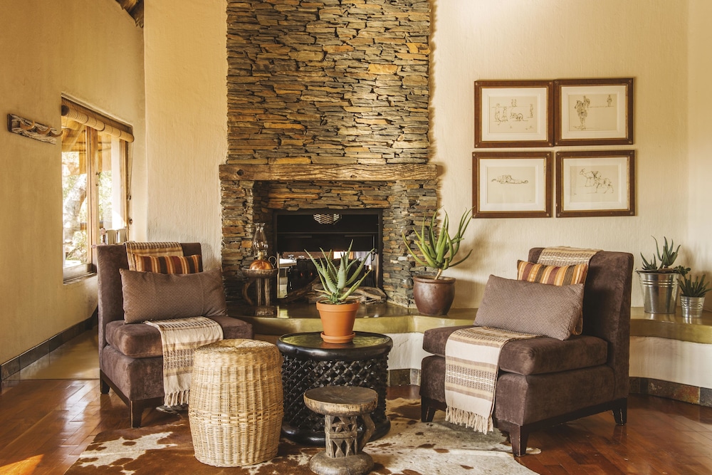 Tuningi Safari Lodge 28/50