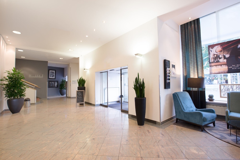 Garner Hotel Essen - Handelshof by IHG 4/85