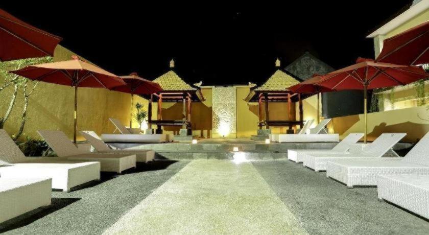 Bali Mega Hotel 61/63