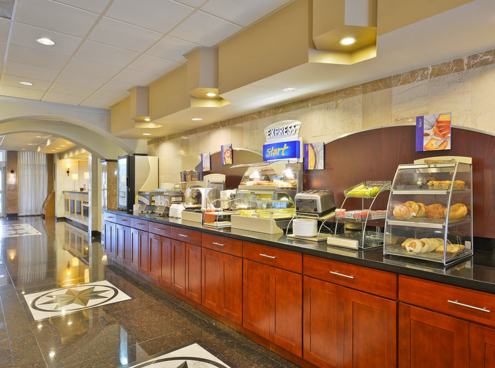 Holiday Inn Express and Suites Tacoma South Lakewood, an IHG Hotel 49/64
