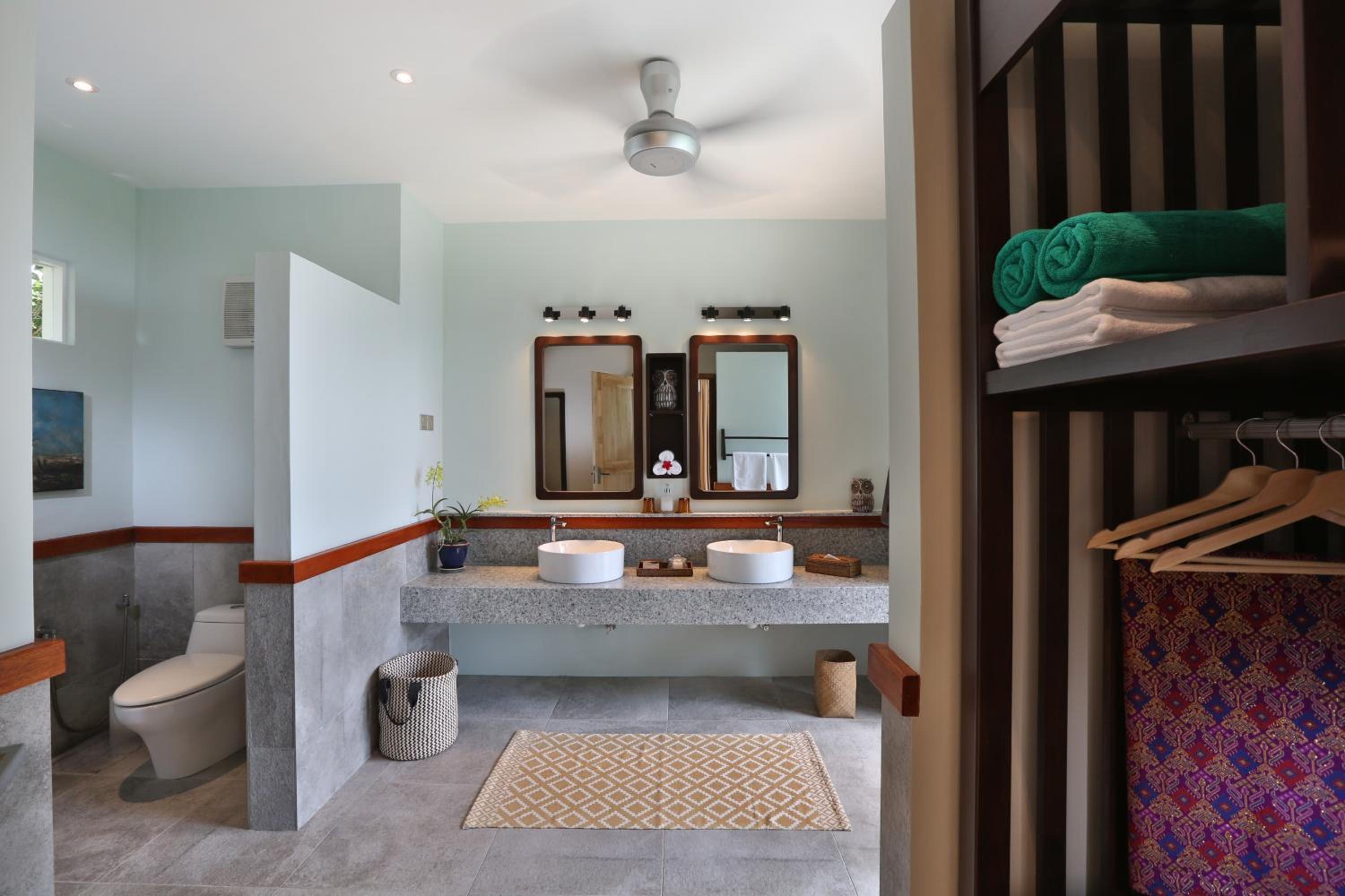 Villa, Ambong Pool Villas 3/4