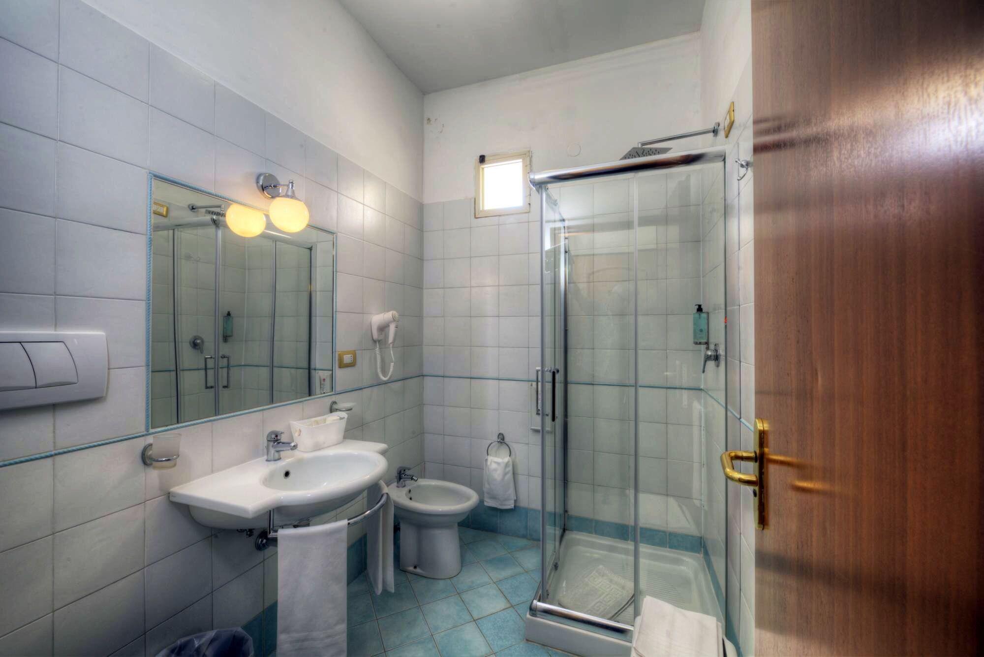 Hotel Vittoria 53/55