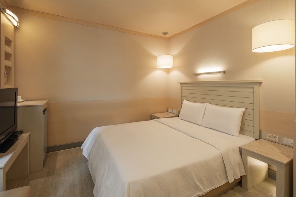 Kindness Hotel Liouhe Night Market Zhongzhen 32/51