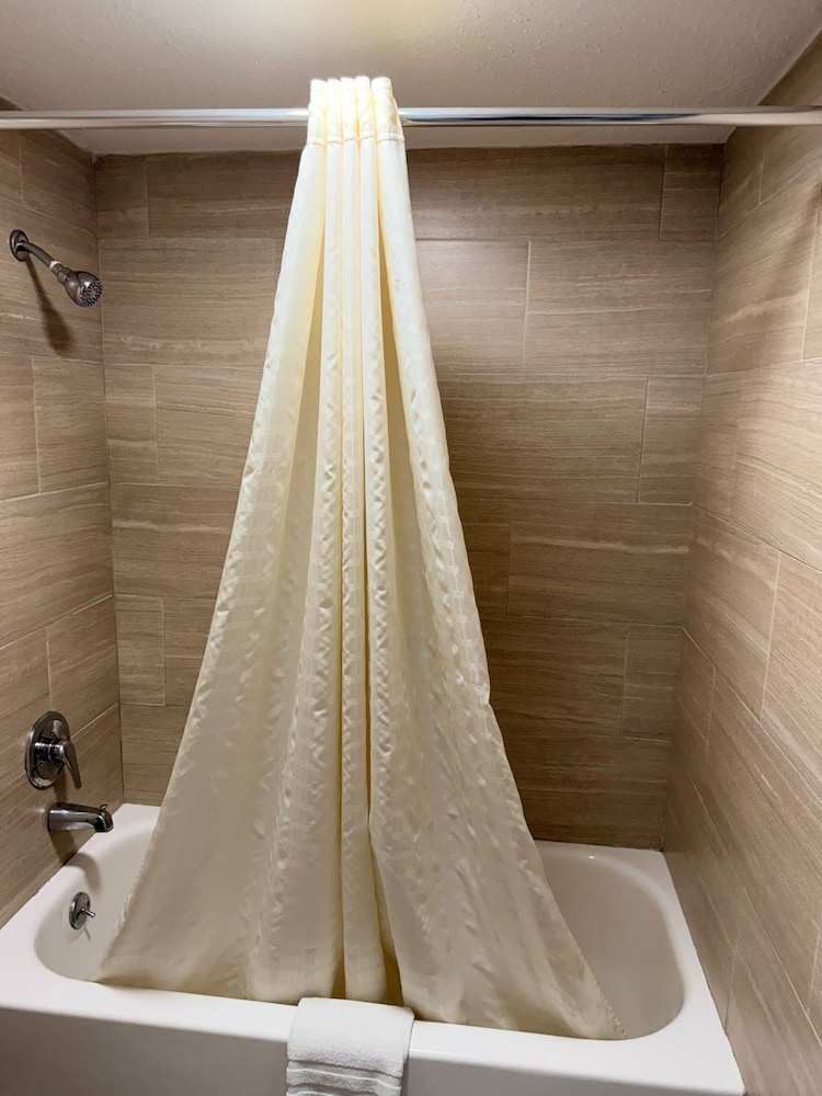 Regency Inn And Suites Nashville 13/13